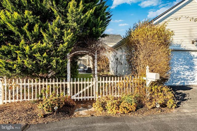 1016 SLOAN ST, Lititz, PA 17543