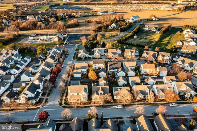 1016 SLOAN ST, Lititz, PA 17543