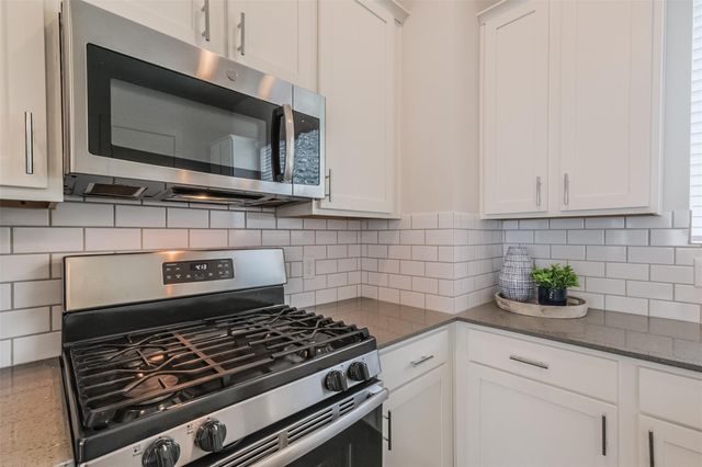 4817 Martin Oaks Lane, Houston, TX 77018