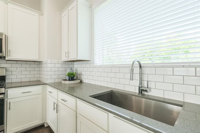 4817 Martin Oaks Lane, Houston, TX 77018