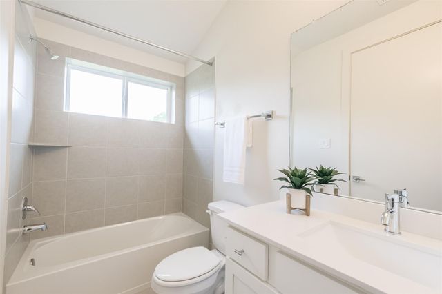 4817 Martin Oaks Lane, Houston, TX 77018
