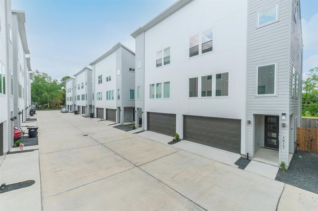 4817 Martin Oaks Lane, Houston, TX 77018
