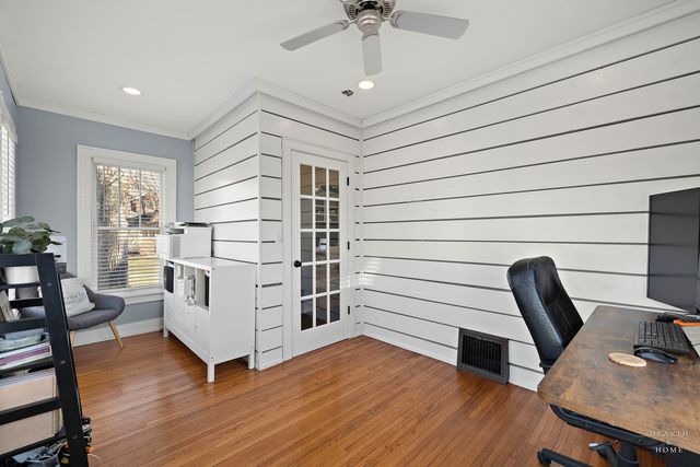 381 Douglas Avenue, Crystal Lake, IL 60014