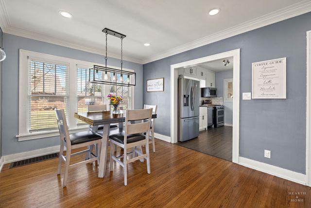 381 Douglas Avenue, Crystal Lake, IL 60014