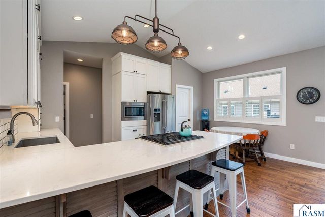 2232 Coventry Lane, North Mankato, MN 56003
