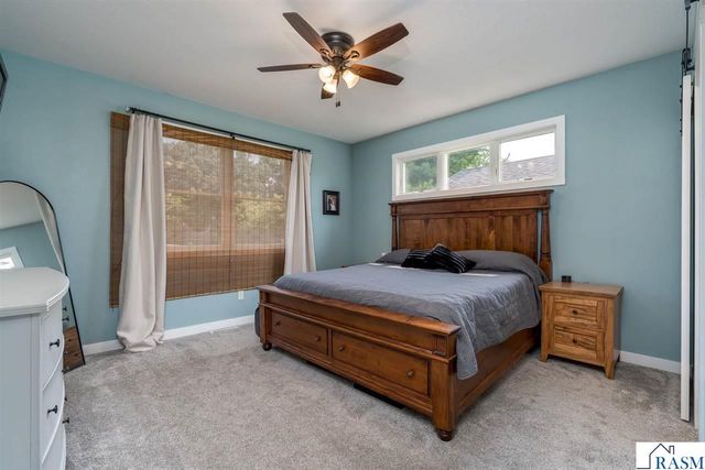 2232 Coventry Lane, North Mankato, MN 56003