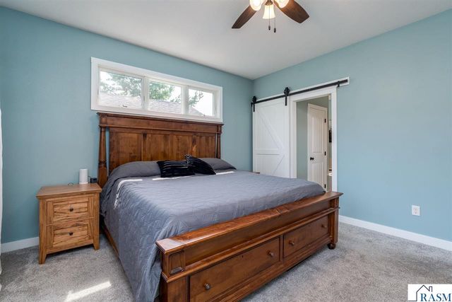 2232 Coventry Lane, North Mankato, MN 56003