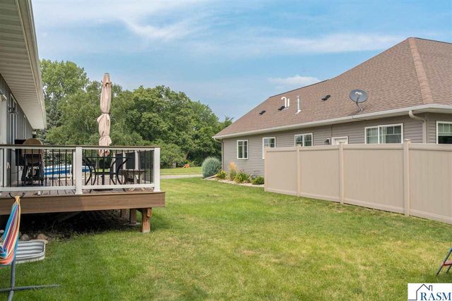 2232 Coventry Lane, North Mankato, MN 56003