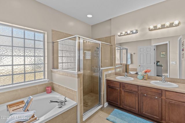 11714 RAINDROP Road, Jacksonville, FL 32219