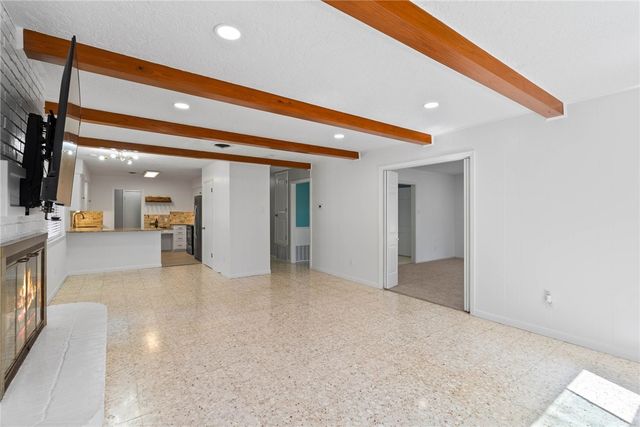 1905 Shores Lane, Rockport, TX 78382