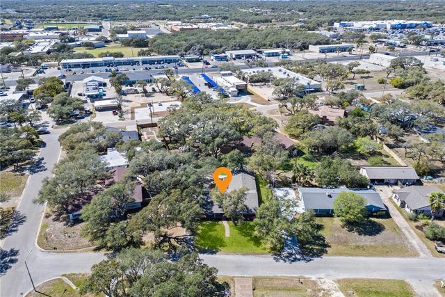 1905 Shores Lane, Rockport, TX 78382