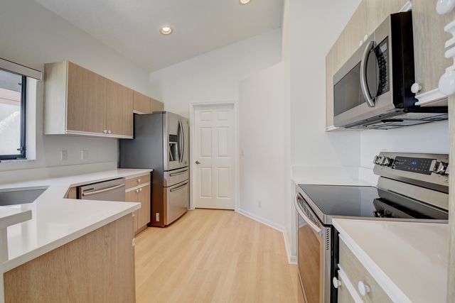 10201 Lexington Lakes Boulevard N, Boynton Beach, FL 33436