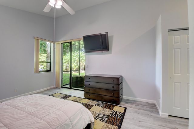 10201 Lexington Lakes Boulevard N, Boynton Beach, FL 33436