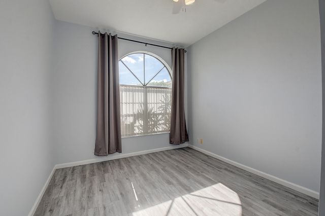 10201 Lexington Lakes Boulevard N, Boynton Beach, FL 33436