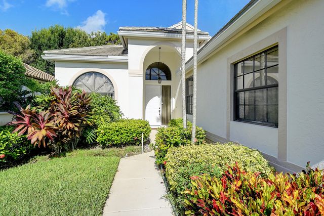 10201 Lexington Lakes Boulevard N, Boynton Beach, FL 33436