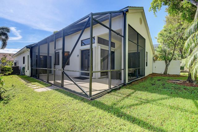 10201 Lexington Lakes Boulevard N, Boynton Beach, FL 33436