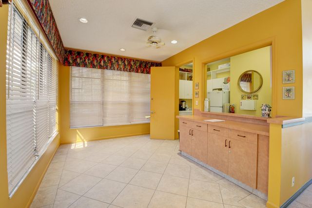 10201 Lexington Lakes Boulevard N, Boynton Beach, FL 33436