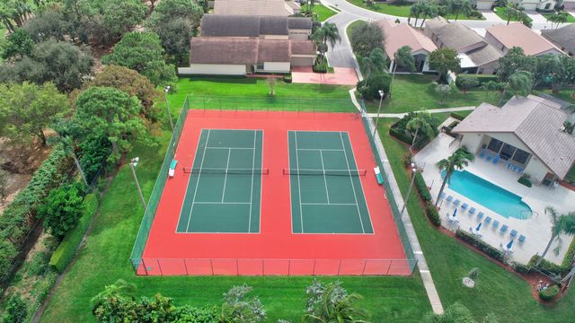 10201 Lexington Lakes Boulevard N, Boynton Beach, FL 33436