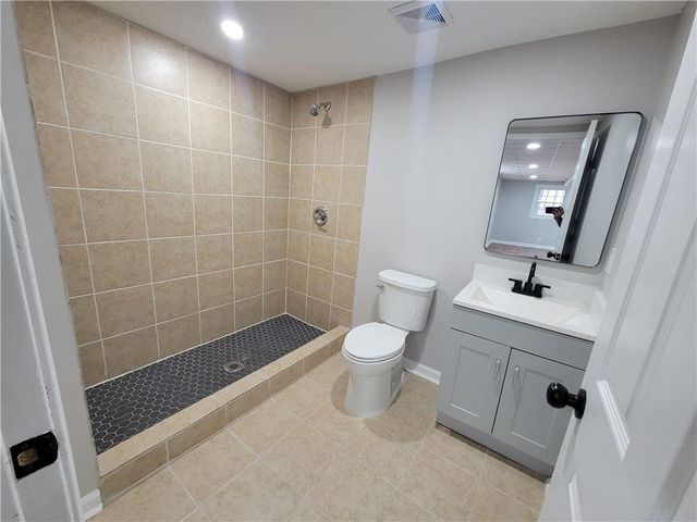 783 Rebecca NW Street, Lilburn, GA 30047