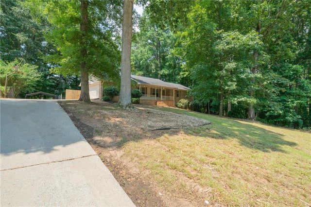 783 Rebecca NW Street, Lilburn, GA 30047