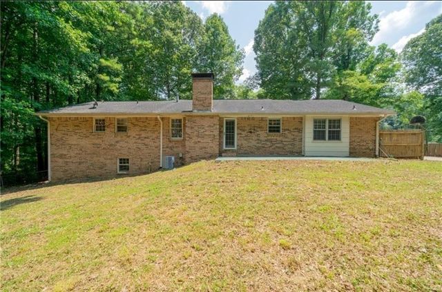 783 Rebecca NW Street, Lilburn, GA 30047