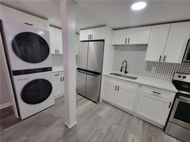 783 Rebecca NW Street, Lilburn, GA 30047