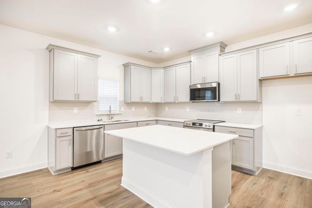 108 Palmetto Avenue, Perry, GA 31069