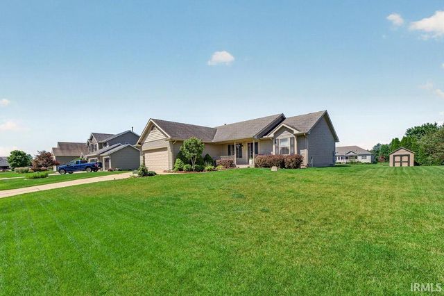 58565 Heather Pointe Drive, Osceola, IN 46561