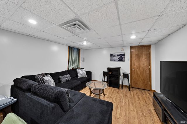 58565 Heather Pointe Drive, Osceola, IN 46561