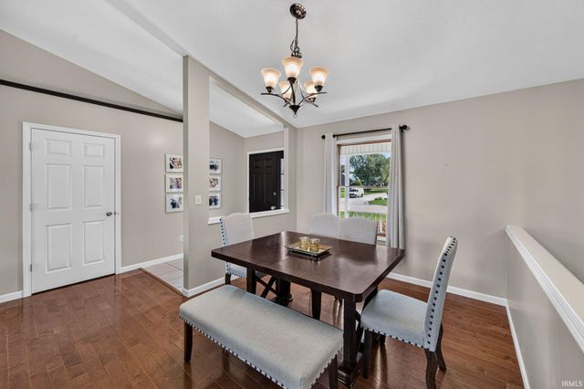 58565 Heather Pointe Drive, Osceola, IN 46561