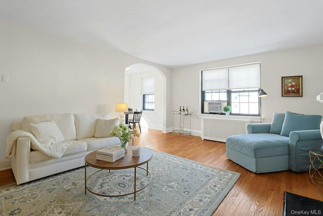 1273 North Avenue 5h Entrance 8, New Rochelle, NY 10804