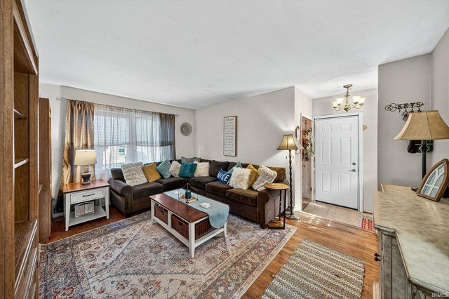 2610 Lexington Boulevard, Mishawaka, IN 46544