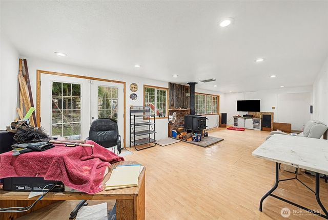 10514 365th Street Ct E, Eatonville, WA 98328