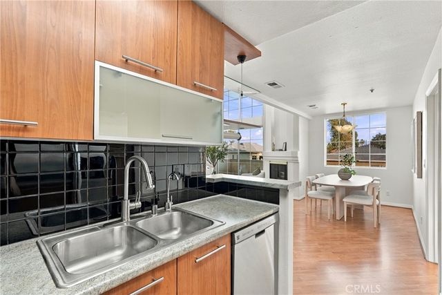 7122 La Tijera Boulevard H201, Los Angeles, CA 90045