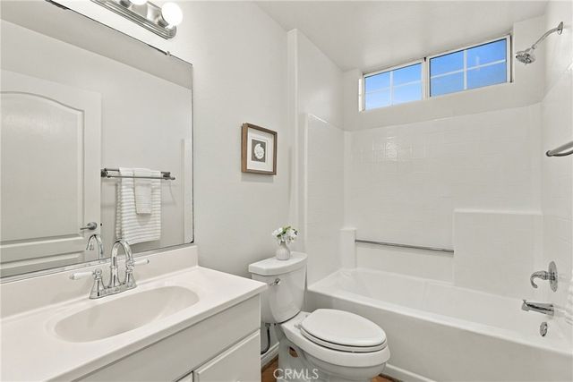 7122 La Tijera Boulevard H201, Los Angeles, CA 90045