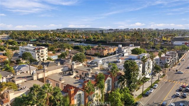 7122 La Tijera Boulevard H201, Los Angeles, CA 90045