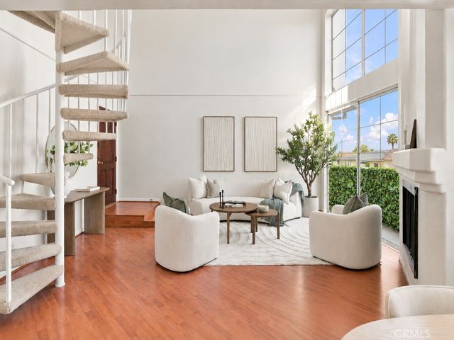 7122 La Tijera Boulevard H201, Los Angeles, CA 90045