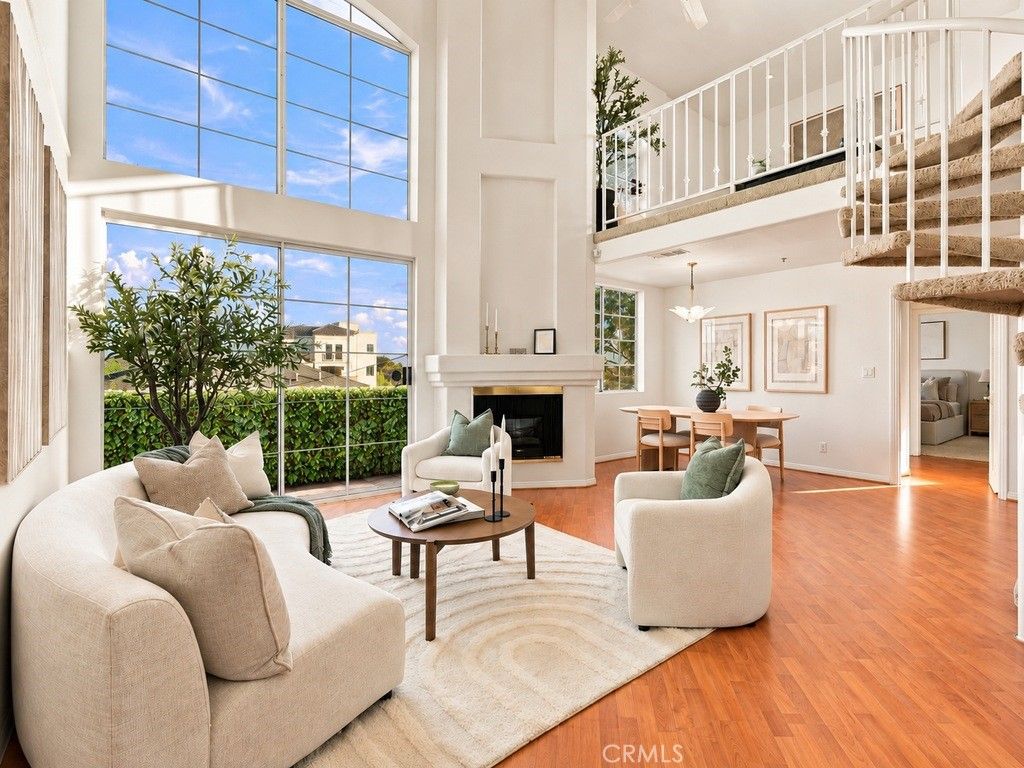7122 La Tijera Boulevard H201, Los Angeles, CA 90045