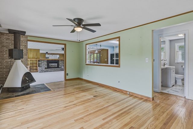 52 Kendall St, Granby, MA 01033
