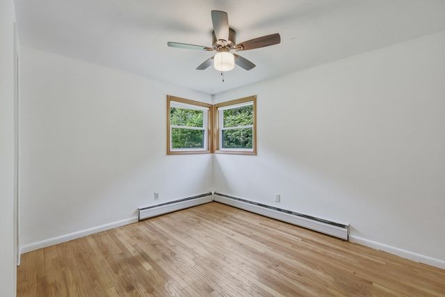 52 Kendall St, Granby, MA 01033