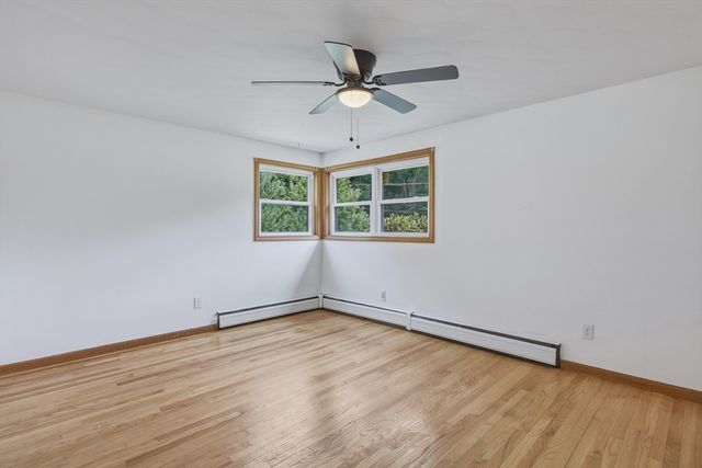 52 Kendall St, Granby, MA 01033