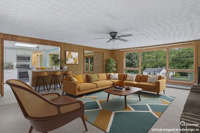 52 Kendall St, Granby, MA 01033