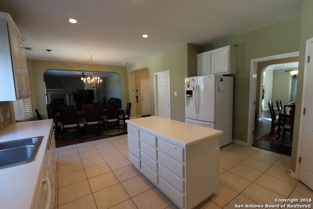 21010 WILD SPRINGS DR, San Antonio, TX 78258