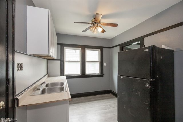 1868-1870 Lampson Road, East Cleveland, OH 44112