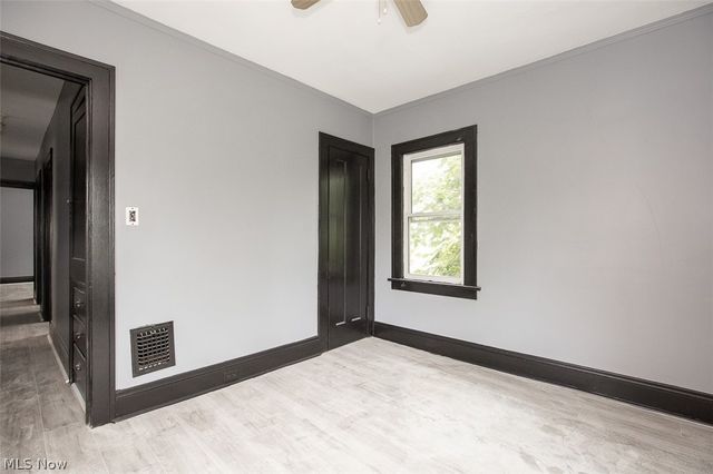 1868-1870 Lampson Road, East Cleveland, OH 44112