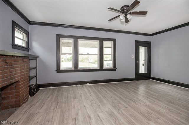 1868-1870 Lampson Road, East Cleveland, OH 44112