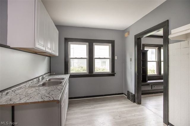1868-1870 Lampson Road, East Cleveland, OH 44112