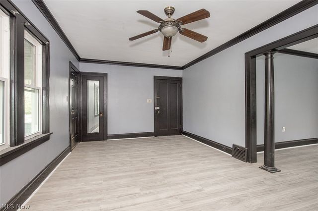 1868-1870 Lampson Road, East Cleveland, OH 44112