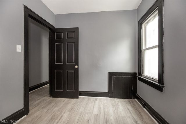 1868-1870 Lampson Road, East Cleveland, OH 44112