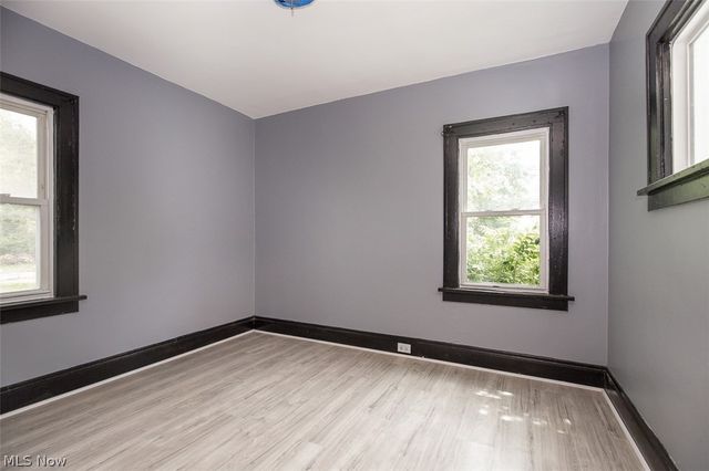 1868-1870 Lampson Road, East Cleveland, OH 44112
